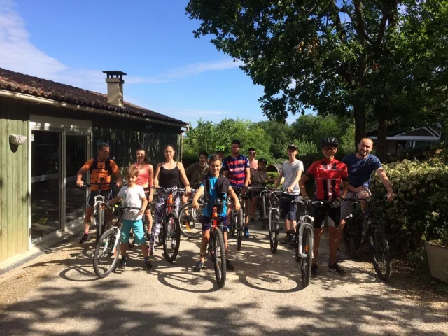 Vilagedegites Ventoulines Family Bike Groep Activiteit Wandeling Reduite