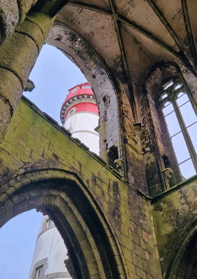 Reserver Gite Location Vacances Gites Finistere Bretagne Phare Abbaye Patrimoine