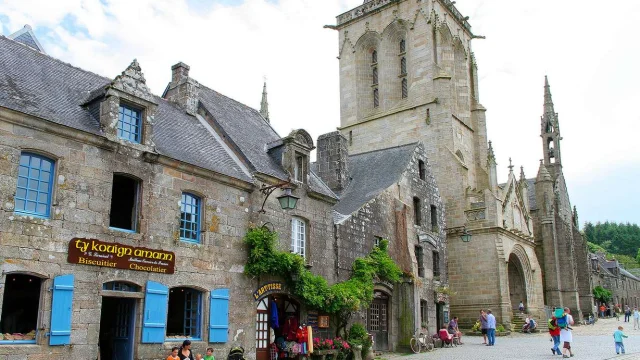 Reserver Gite Location Vacances Gites Finistere Locronan