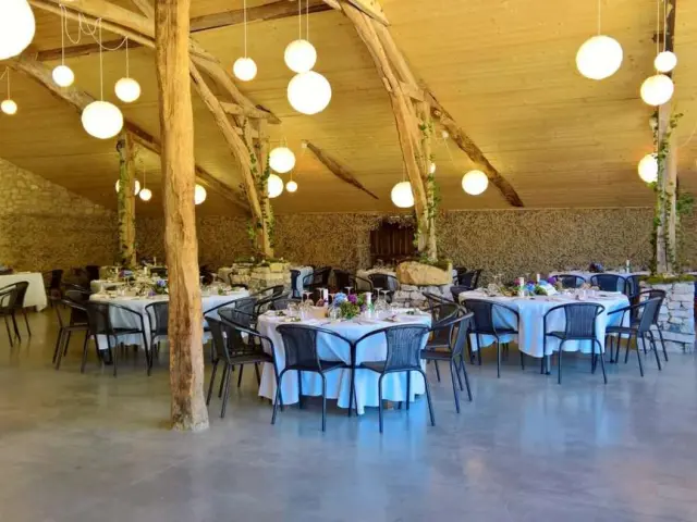 Location Gite Mariage Salle Restauration Fete Mariage Domaine Village De Gites