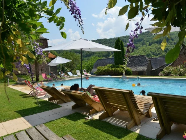 Locations Vacances Piscine Gite Aveyron