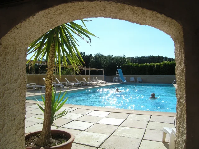 Locations Vacances Piscine Gites Vaucluse Provence