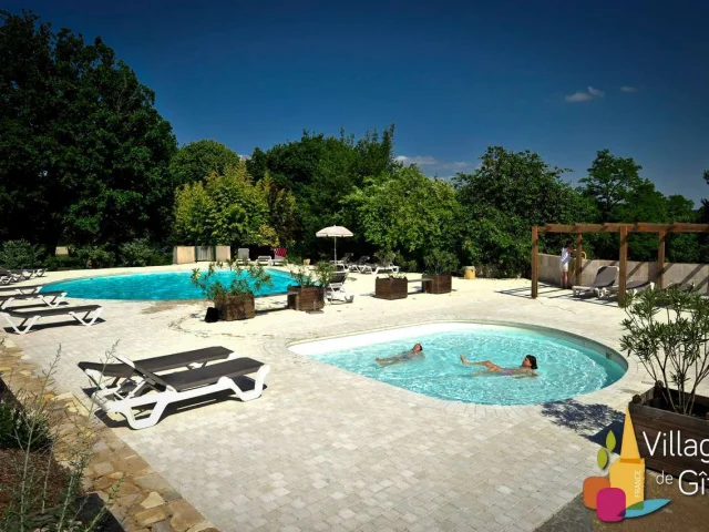 Gite Avec Piscine Village De Gites France