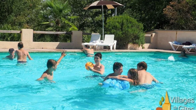 Gite Avec Piscine Village De Gites La Cle Des Champs En Ardeche Famille