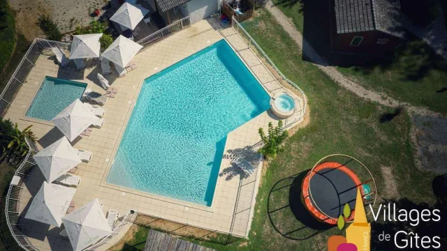 Gite Avec Piscine Village De Gites Le Clos Du Moulin Location En Dordogne