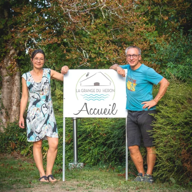 Village De Gites Grange Du Heron Vacances Dans Laveyron 12 Proprietaires Home Portrait Hotes Sophie Et Edouard