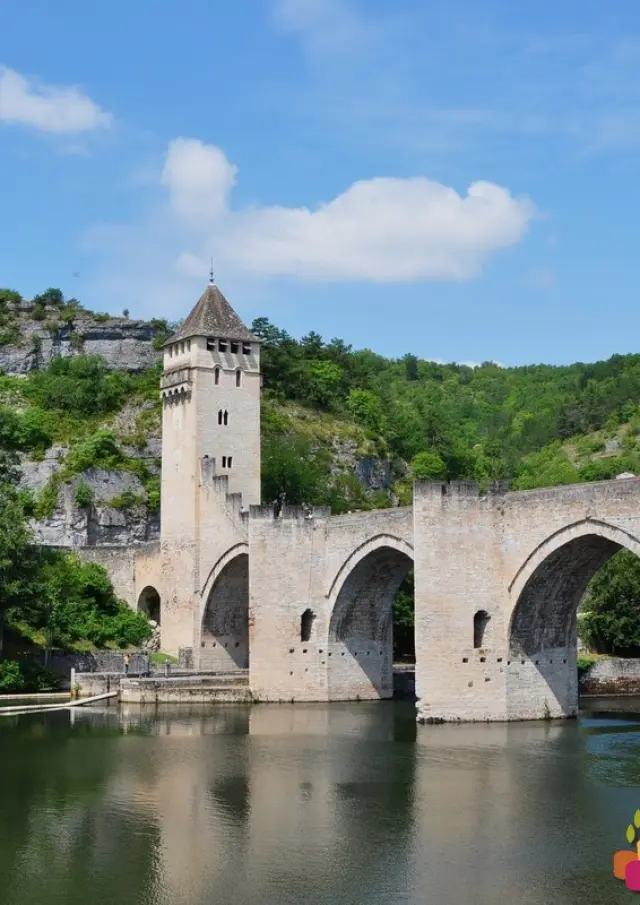 Offres Cse Comite Entreprise Vacances Location Gites En France Lot Cahors Pont Valentre