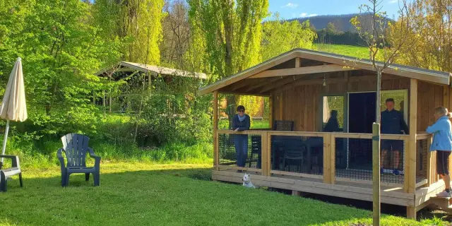 Location De Vacances En Aveyron Village De Gites Causses Et Vallees Vacances Chalet Aveyron Famille Lodge