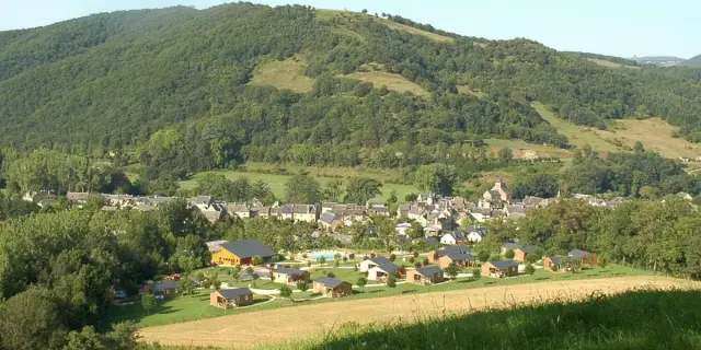 Location De Vacances En Aveyron Village De Gites La Cascade Aveyron 1 Chalets Nature Sainte Eulalie Dolt