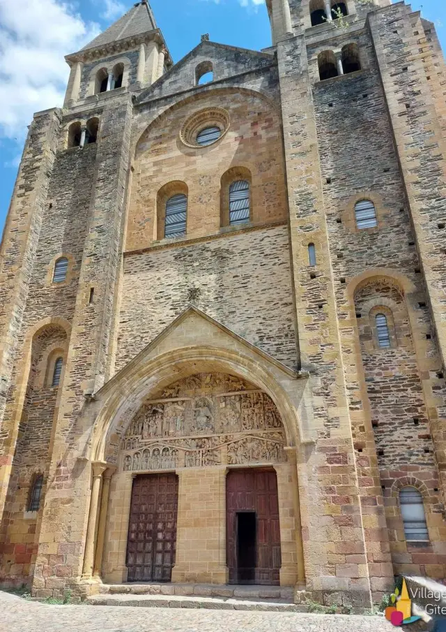 Location Gite Vacances En Aveyron Aveyron Conques Chemin De Saint Jacques De Compostelle