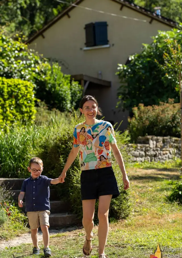 Location Gite Vacances En Aveyron Village De Gites Grange Du Heron Vacances Dans Laveyron 12 Monoparentale Maman Enfant Nature