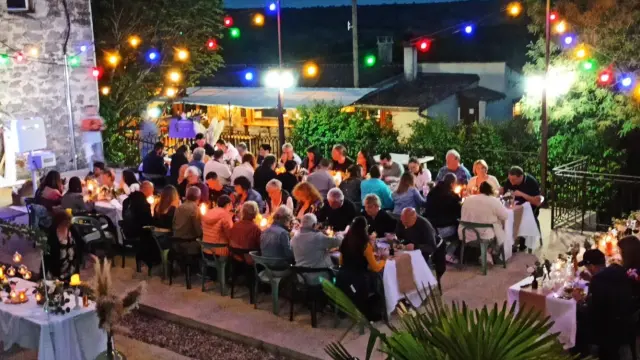 Gite De Groupe Ardeche Pres De Lyon