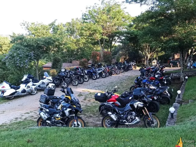 Gite De Groupe Sejour Club Moto En Ardeche La Cle Des Champs