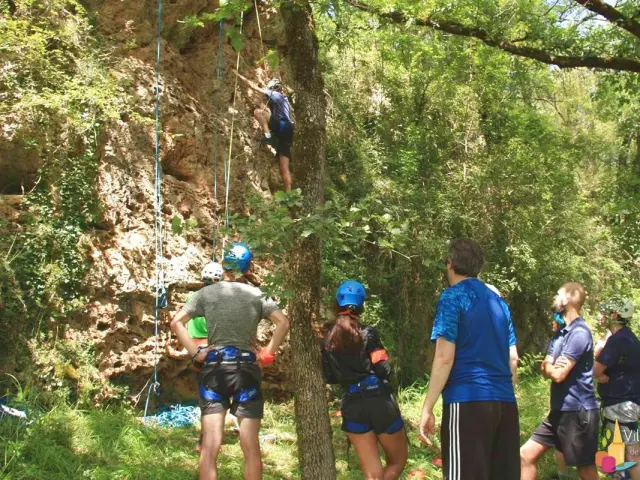 Location De Vacances En Aveyron Village De Gites Aveyron La Grange Du Heron Groupe Seminaire Team Building