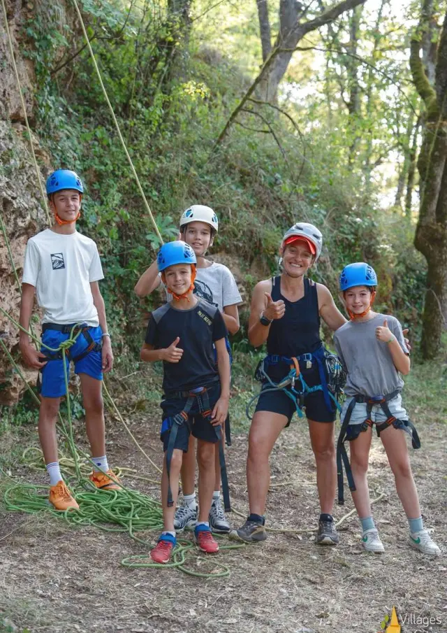 Aveyron Gite Accueil De Groupe Jeunes Activites Escalade