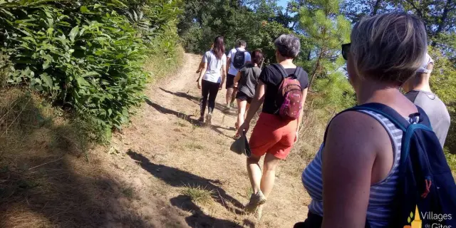 Gite De Groupe Dordogne Balades Et Randonnees Voyage Decouverte En Perigord