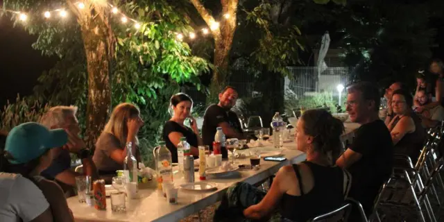 Gite De Groupe Dordogne Domaine Des Compouzines Lascaux Groupe Retrouvailles