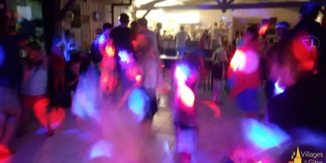 Gite De Groupe Dordogne Salle Fete Anniversaire Soiree