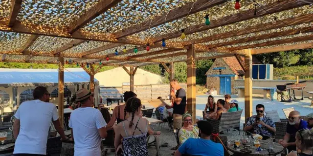 Gite De Groupe En Dordogne Au Creux Des Arbres Champetre
