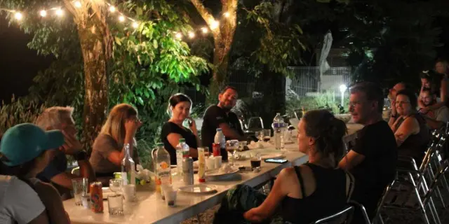 Gite De Groupe En Dordogne Location Lascaux Groupe Louer Grand Gites Entre Amis Domaine Des Compouzines