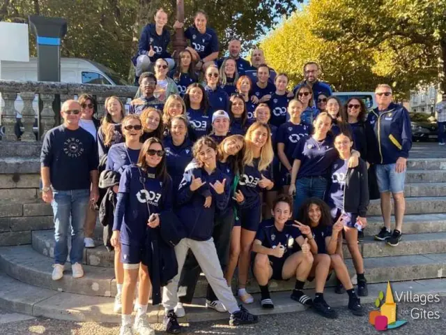 Gite De Groupe En Dordogne Village De Gites Dordogne La Truffiere Groupe Association Sportive