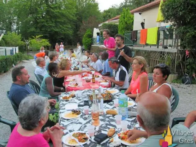 Location Gite Groupe Accueil Cousinade Cousinades Villages De Gites 09 Gard