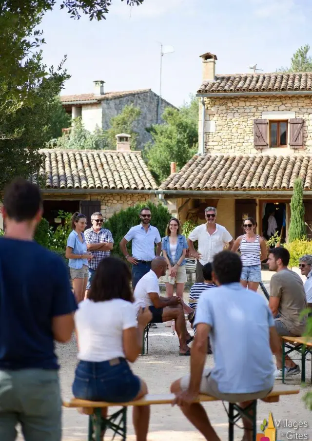 Grands gites de groupes pour séminaires dans le Gard