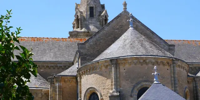 Pays De Loire Anjou Tigne Eglise St Pierre