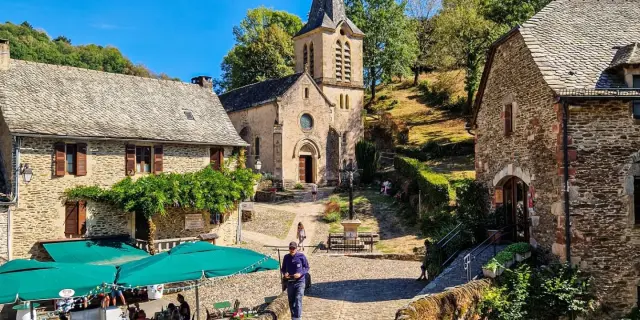 Aveyron Belcastel Village