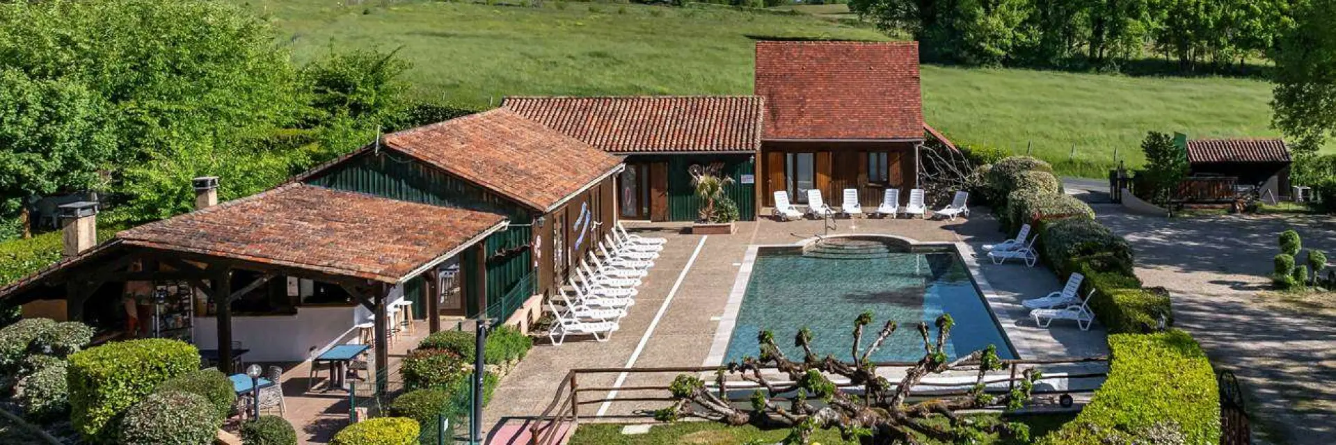 Location vacances avec piscine en Dordogne