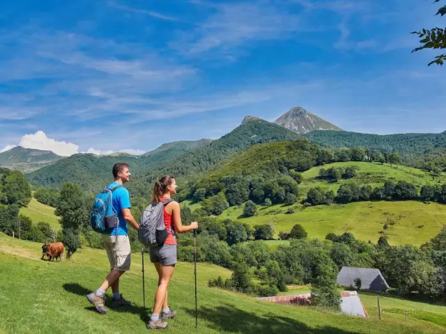 Cantal location gite vacances nature randonneur puy mary 2