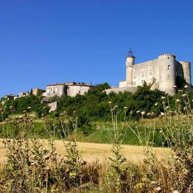 Gite Montpellier Herault Lussan Village