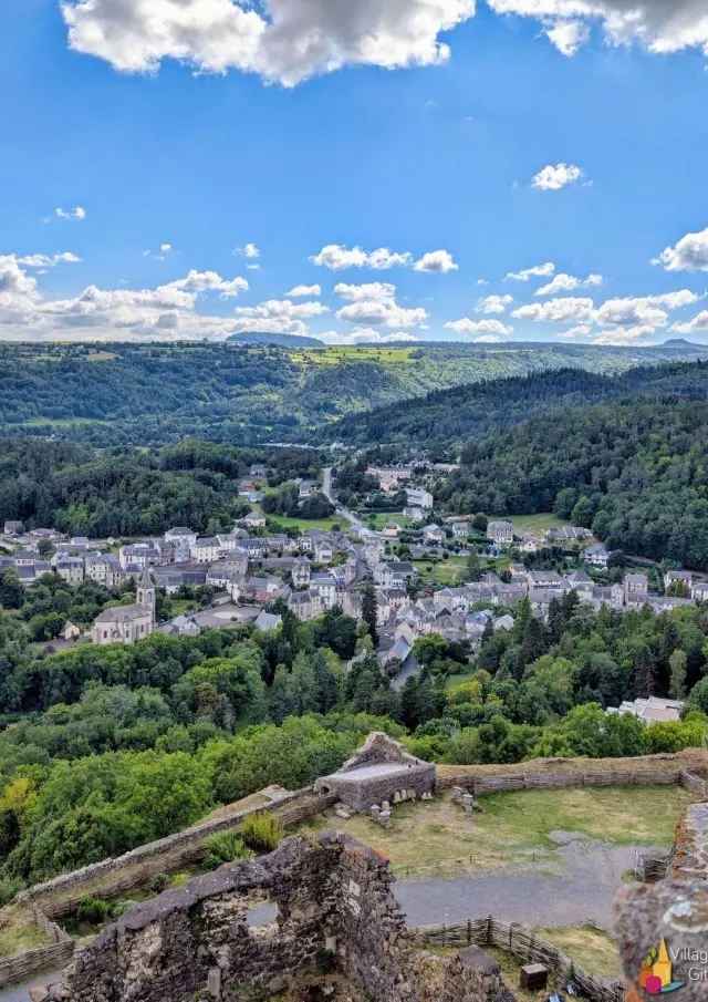 Puy De Dome Murol Chateau Vue Paysage