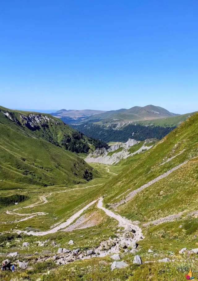 Puy De Dome Auvergne Nature Paysage2