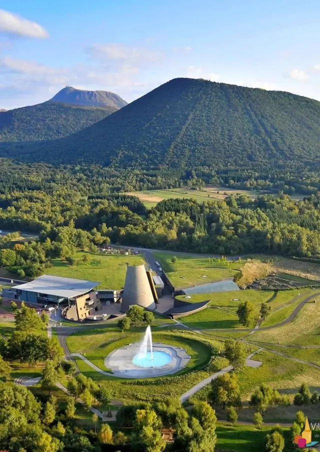 Gite Proche Vulcania Dans Le Puy De Dome