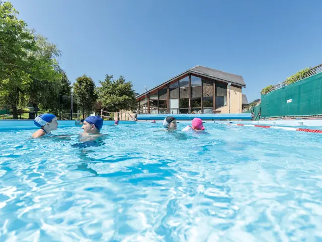 ©raja Bundhoo - Piscina 15