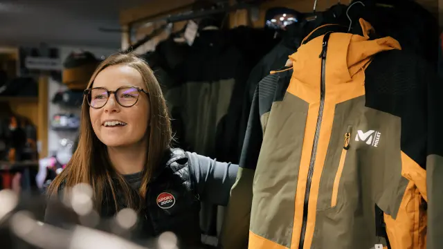 Julie Arnaud Gens Du Pays Tristan Heckmann 12