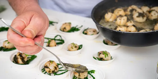 Festa della Coquille St Jacquesc Girard Blanc 11