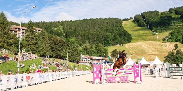 Marion Carcel Jumping 20241