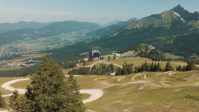 Telecabine Cote 2000