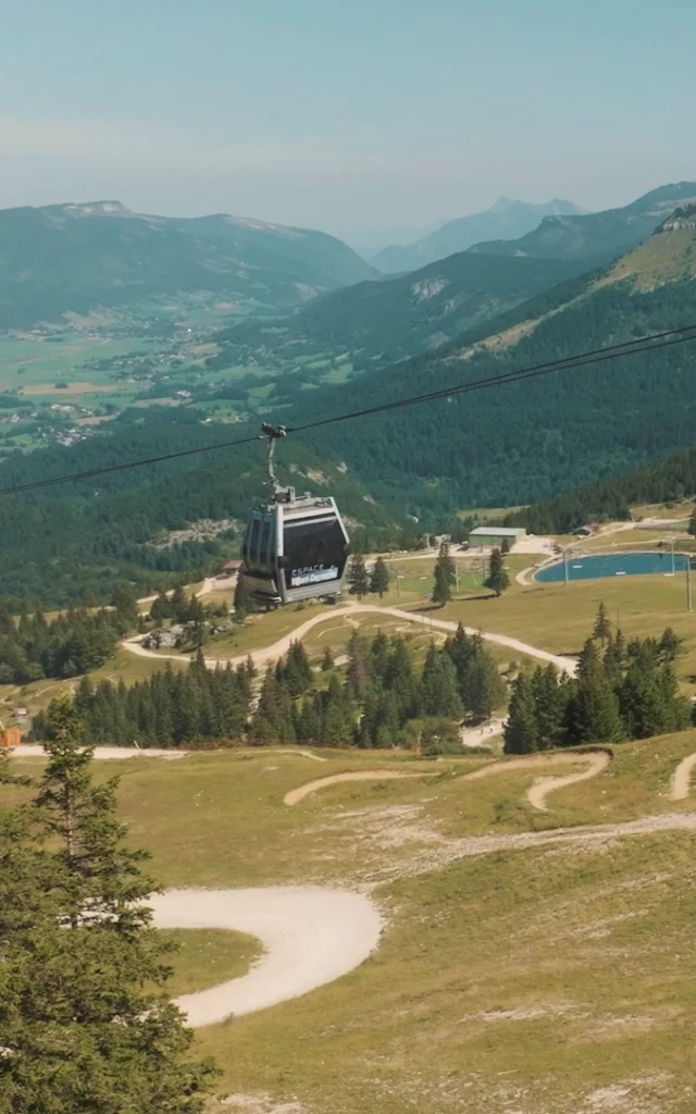 Telecabine Cote 2000