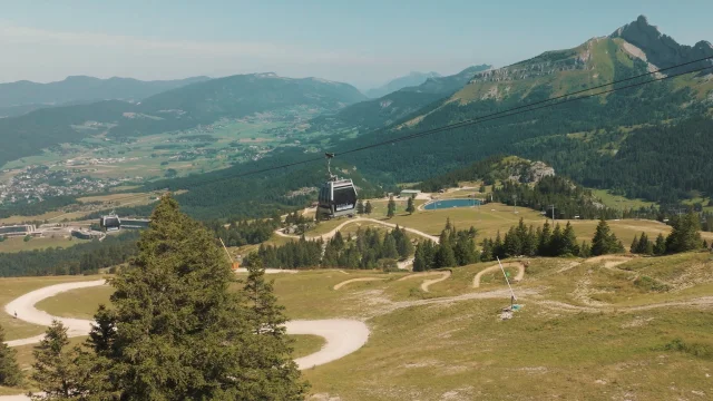 Telecabine Cote 2000