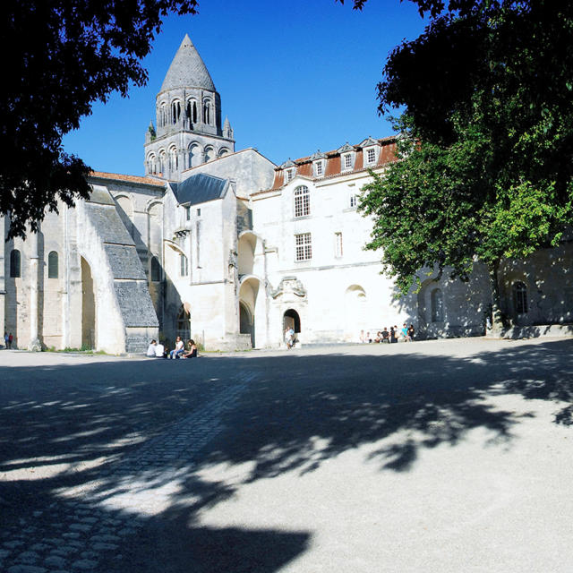 Abbaye Aux Dames