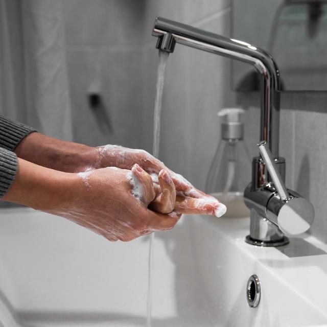 Gestes barrières nettoyage mains