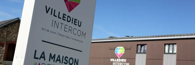 Villedieu Maison Service Public 070916 Ddaguiercd50 14