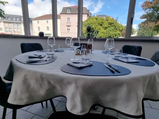 Table Restaurant Aupassione Vittel Vosges