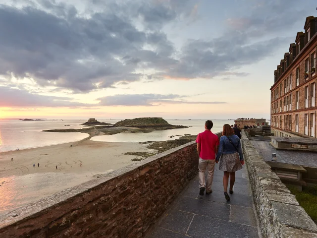 Promenade sur les Remparts - Intra-Muros