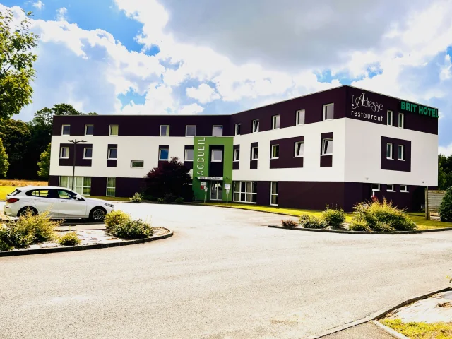 Brit Hotel St Meen Le Grand En Broceliande Restaurant Ladresse Tourisme Stmeen Montauban