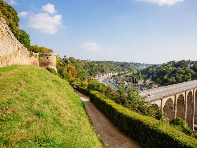 Dcft005292 Dinan Credit Agence Les Conteurs