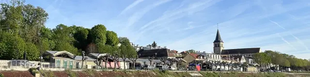 Andrésy depuis la Seine
